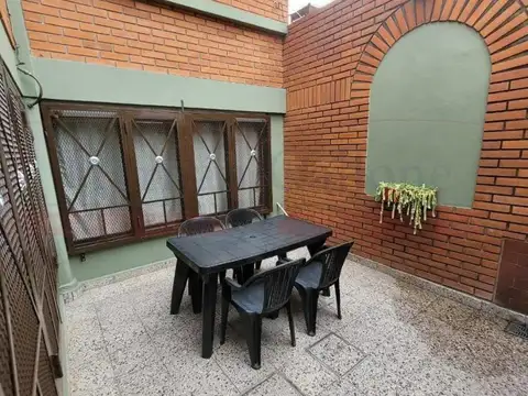 Depto Tipo Casa en Venta de 4 ambientes