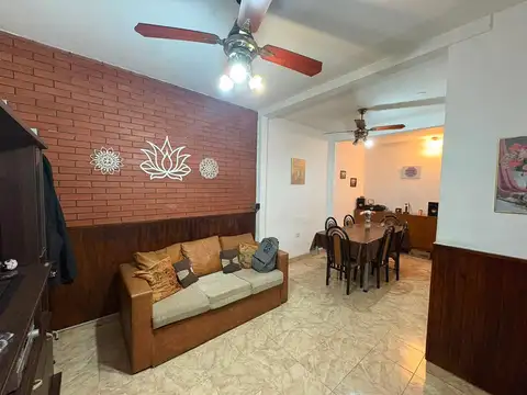 Depto Tipo Casa en Venta en Lomas del Mirador, USD 110.000