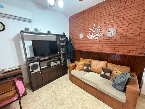 Depto Tipo Casa en Venta de 6 ambientes