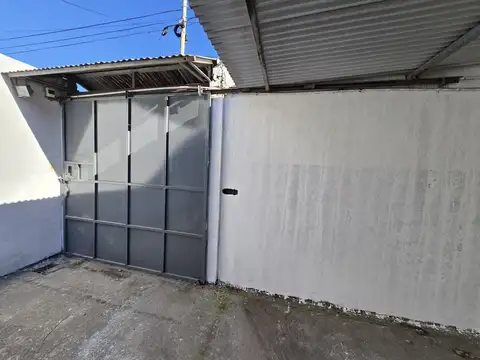 Galpon en Alquiler en Valentin Alsina, $ 1.600.000