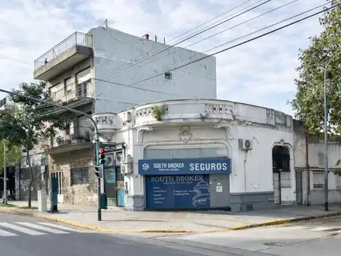 VENTA EN BLOQUE en esquina-Superficie edificable 1415 mts