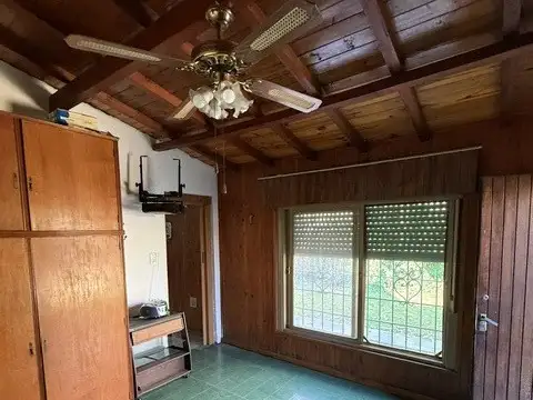 Casa 3 ambientes con 2 baños