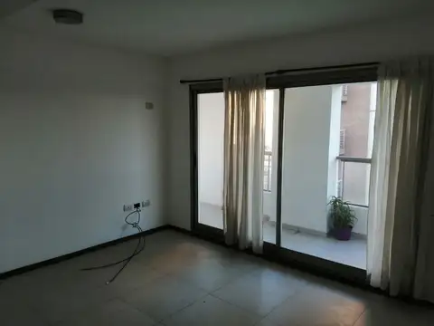 Semipiso, super amplio