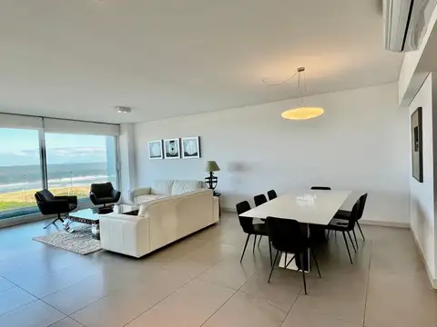 Departamento en Alquiler de 6 ambientes