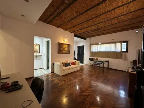 Casa 4 ambientes con 4 baños