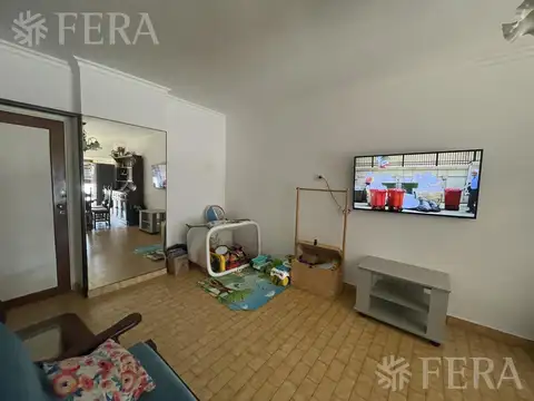 Venta departamento 3 ambientes con balcón en Wilde