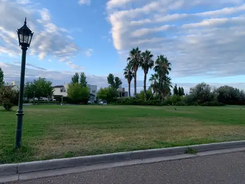 Terreno en Venta de 1697,0 m2