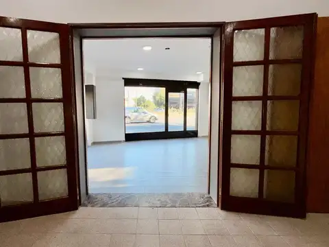 Local en Alquiler en Gerli, $ 1.600.000