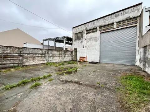 Galpon en Alquiler en Las Avenidas, USD 2.000