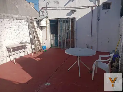 Depto Tipo Casa 2 ambientes con 1 baño