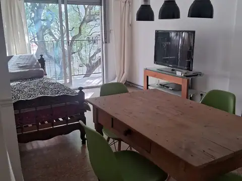 Departamento en Alquiler en Caballito Sur, $ 900.000