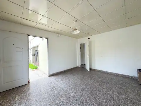 Depto Tipo Casa en Venta con 1 cocheras
