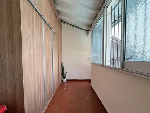 Depto Tipo Casa en Venta con 1 cocheras