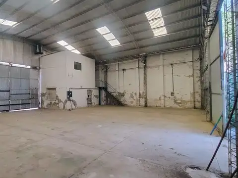 Galpón Parabolico en venta zona Oeste