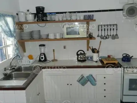 Casa 4 ambientes con 3 baños