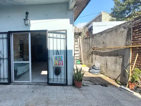 Depto Tipo Casa 4 ambientes con 1 baño