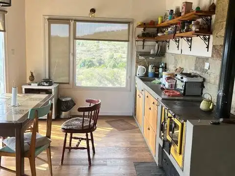 Increible Chaca en Ñirihuau de 20.211 m2 con casa y vistas al lago, y montañas