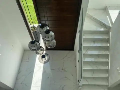 Casa a la venta en Pilar