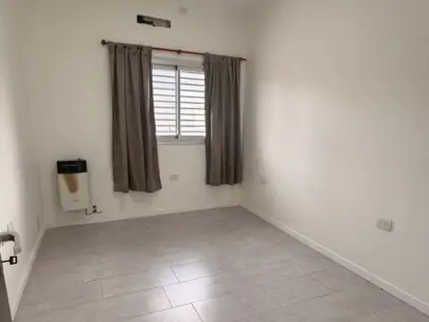 Departamento en Alquiler en San Lorenzo, $ 600.000