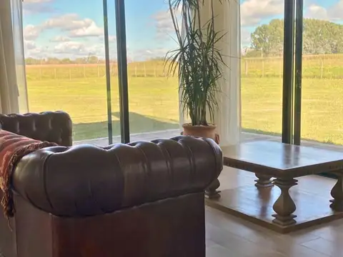 VENTA CASA DE CAMPO 26.5 HA 6 AMBIENTES FINANCIACION PRIVADA PERMUTA CASTELLI BS AS