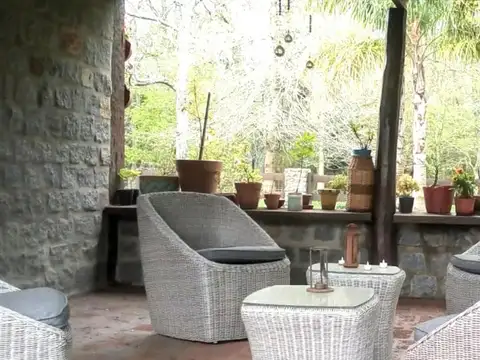 Casa 6 ambientes con 4 baños