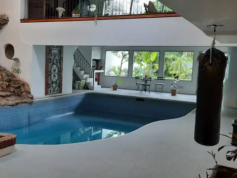 Nicolás Avellaneda 900