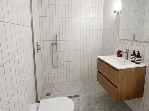 Depto Tipo Casa en Venta en La Lucila, USD 245.000