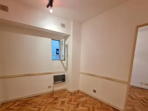 Depto  3 ambientes balcon frances ! apto cosnultorio/oficina