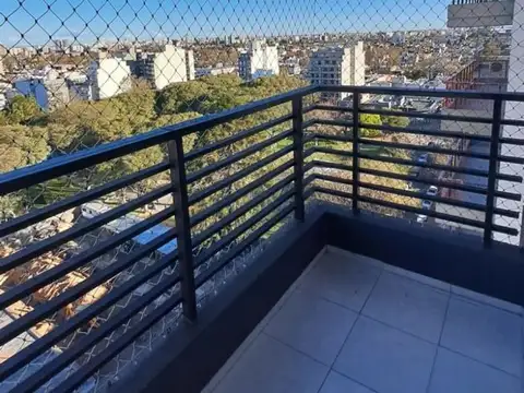 Departamento en Alquiler en Monte Castro, $ 900.000