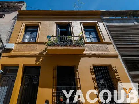 Depto Tipo Casa en Venta de 5 ambientes