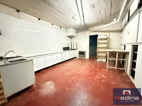 Local en Alquiler en Martínez, USD 4.500