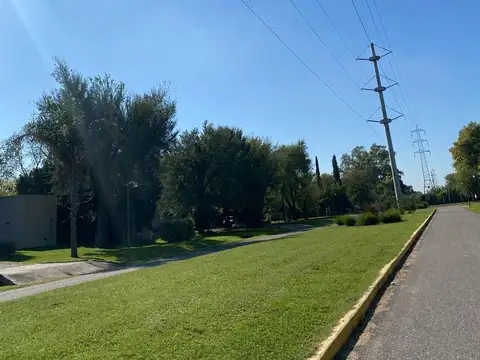 Terreno en Venta 25  mts Frente