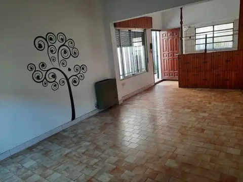 Depto Tipo Casa en Venta de 4 ambientes