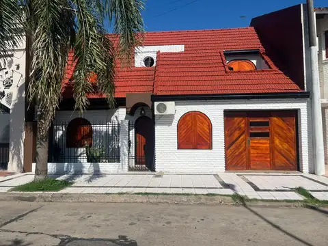 Casa en venta y alquiler en Barrio 9 de Julio