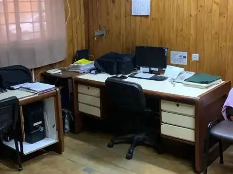 Galpon en Alquiler en Villa del Parque, USD 4.000