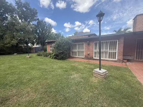 Casa en Venta, Venezuela 300 bis, Fisherton, 3 dormitorios