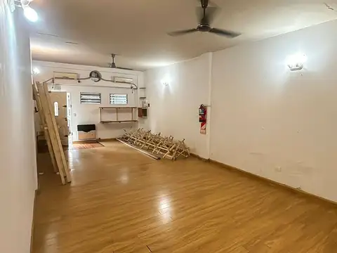 Local en Venta en Coghlan, USD 64.000