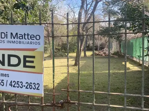 NUEVO VALOR. Lote arbolado de 1.112 m2.