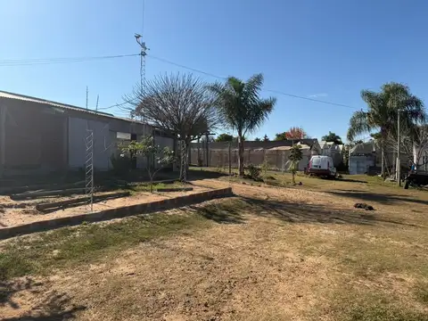 Propiedad en esquina Bv.Yuquerí y Hermana Clara