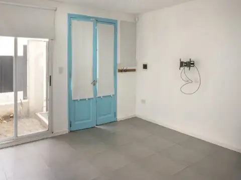 Depto Tipo Casa en Venta de 2 ambientes