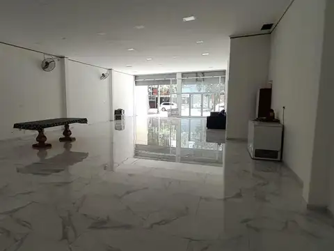 Mendoza 487. Local Comercial