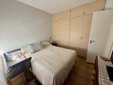 Pje Curuzu Cuatia 2400, Piso 13