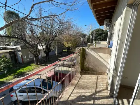 Departamento en alquiler dos ambientes 30 m2 + balcon - El Palomar -