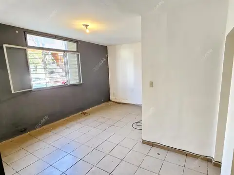 Depto Tipo Casa en Venta en Saavedra, USD 185.000