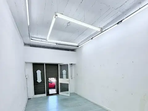 Local en Alquiler 40 años