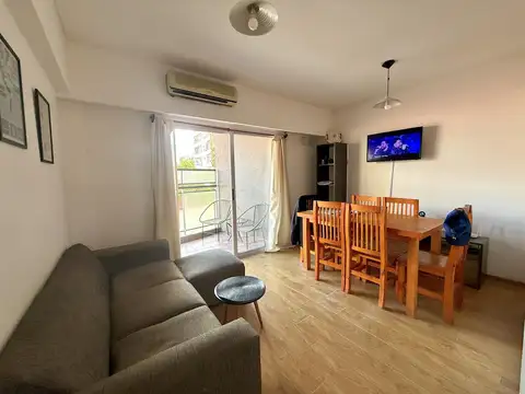 VENTA - DEPARTAMENTO UN DORMITORIO CON BALCÓN - LOURDES