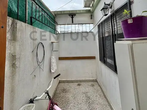 PH 2 AMBIENTES EN VENTA CON PATIO - APTO CREDITO