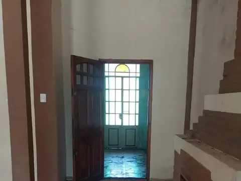 EXCELENTE PROPIEDAD EN HURLINGHAM