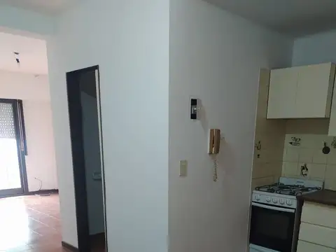Departamento en Alquiler en San Isidro Centro, $ 750.000