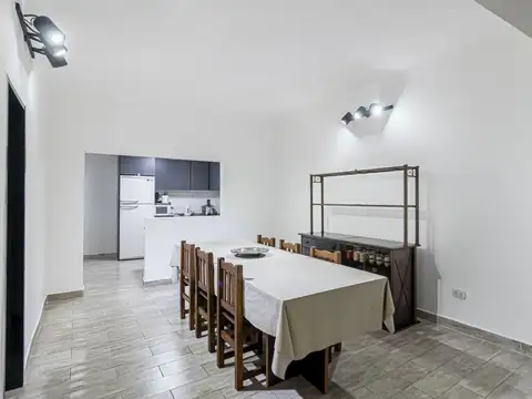 Casa en Venta con 1 cochera